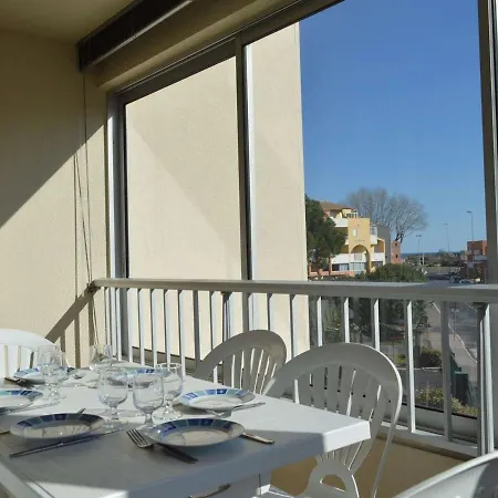 En Bord De Avec Piscine Et Parking Prive A 300m De La - Cap D'agde - Fr-1-249-315 *